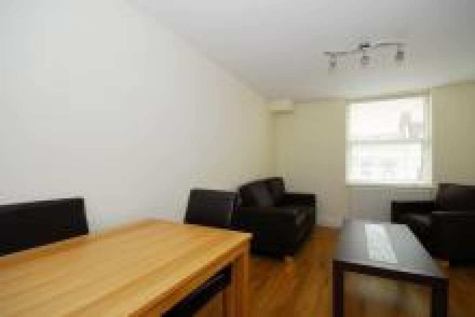 			1 Bedroom, 1 bath, 1 reception Flat			 Kilburn High Road, KILBURN/KILBURN PARK